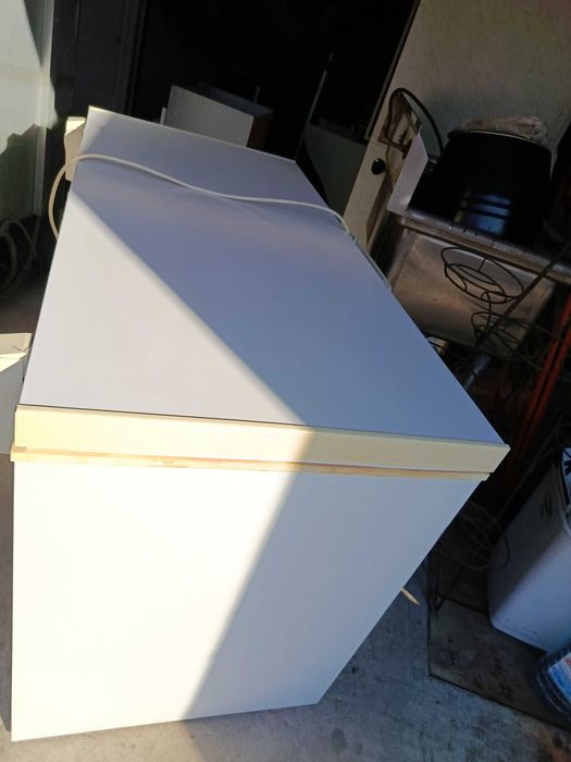 продам морозильную камеру