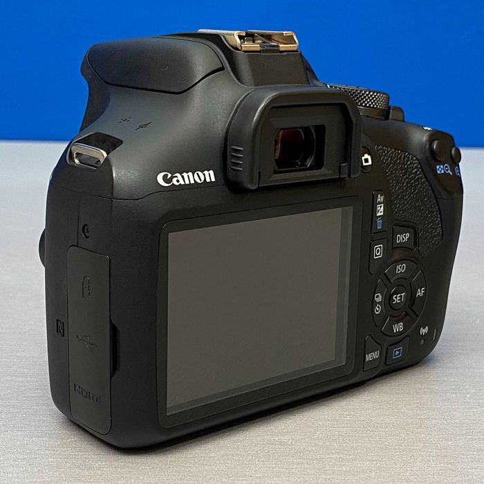 Canon EOS 2000D (Corpo) - 24.1MP
