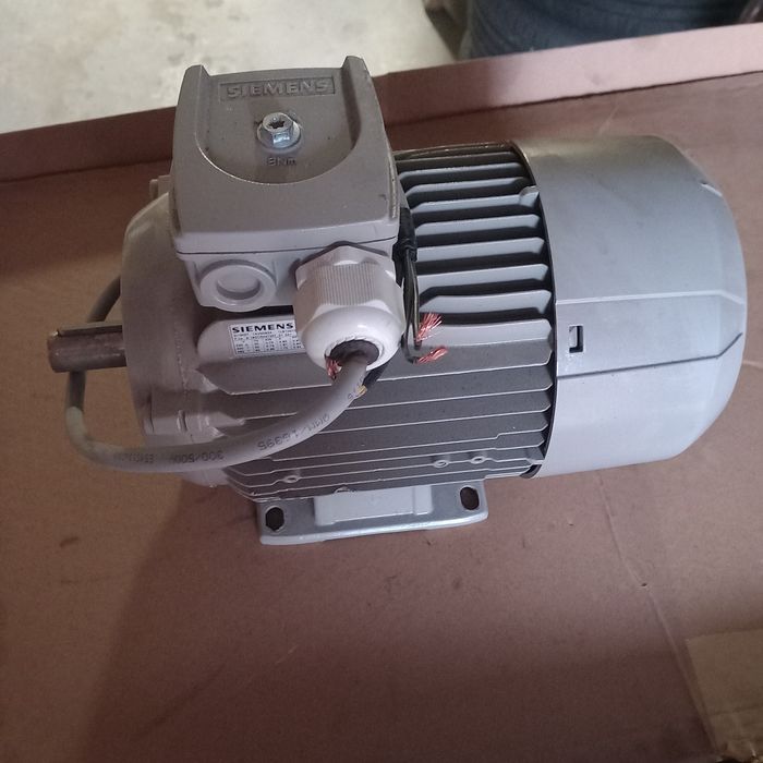 Silnik Simens 0.75kw trójfazowy