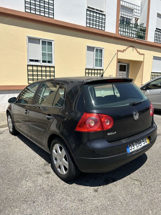 Volkswagen Golf V 1.4