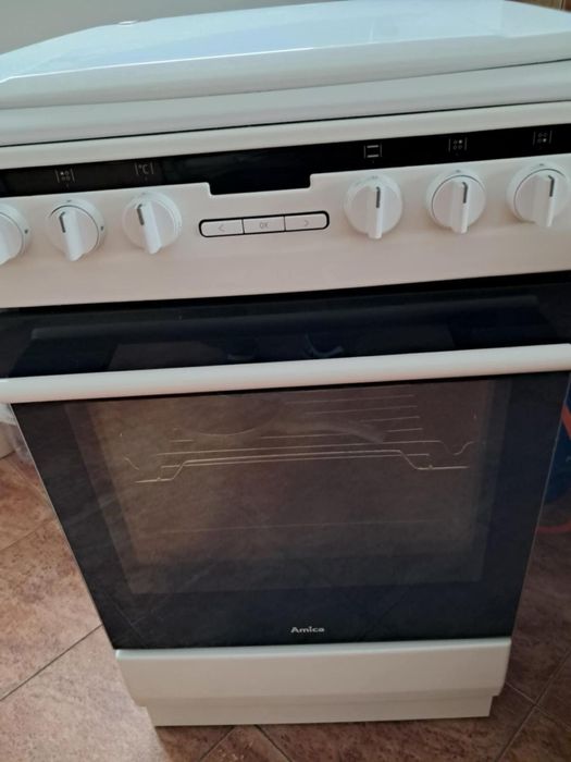 Lodowka BEKO pralka INDESIT kuchenka gazowa AMICA Cena za całość