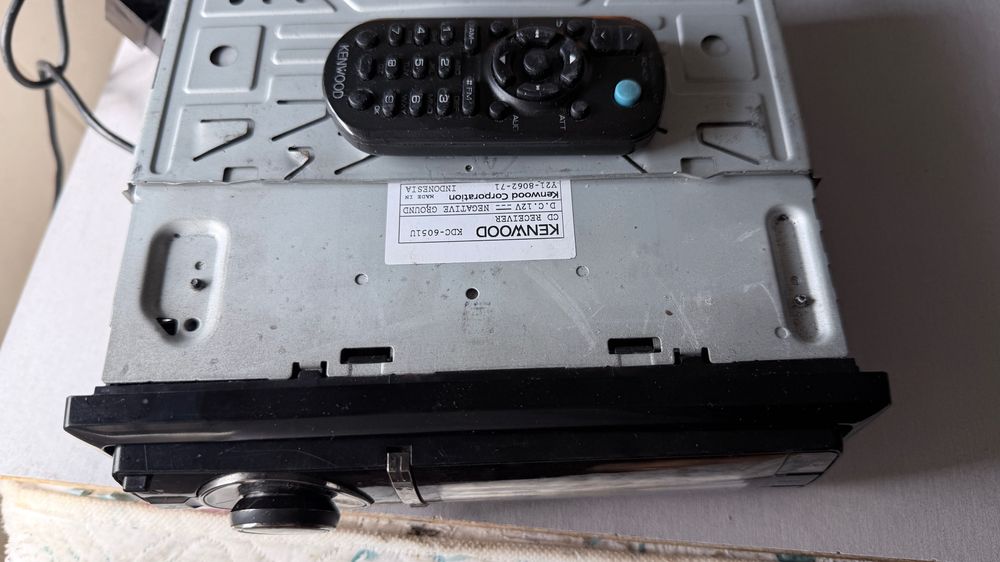 Auto rádio impecável
