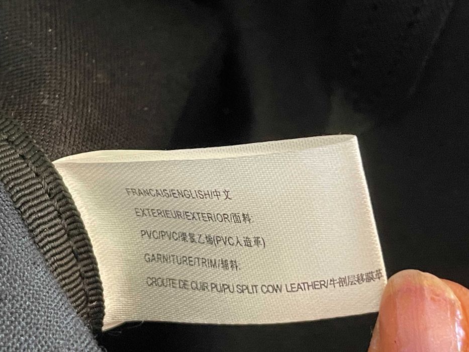 Mala preta original marca Lacoste