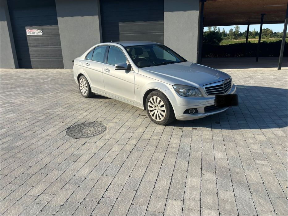 Продам Mercedes C-klass diesel automat