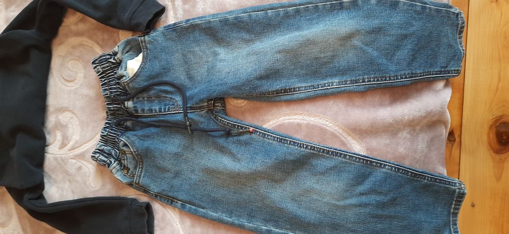 Одяг школяра, джинси, кардиган