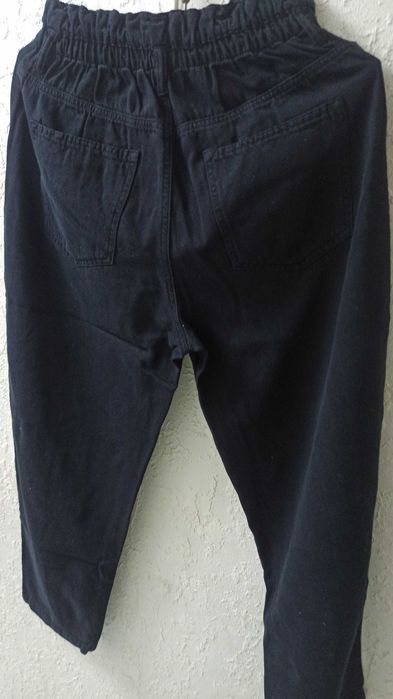 Джинсы МОМ Bershka p.M -L