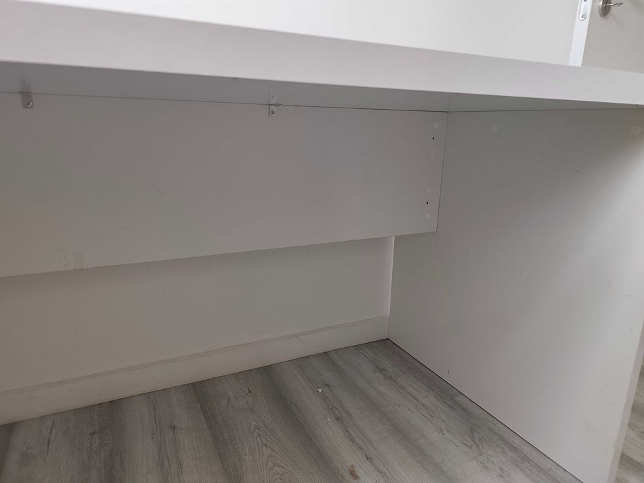Secretária conforama branca