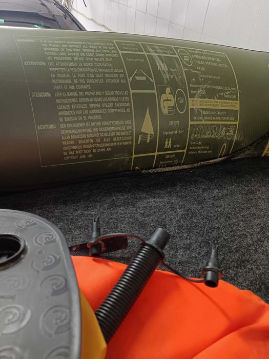 Vendo barco pneumatico para pesca