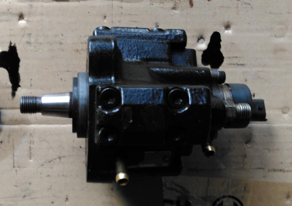 Vendo bomba de alta pressão Bosch para motor 1.9 JTD