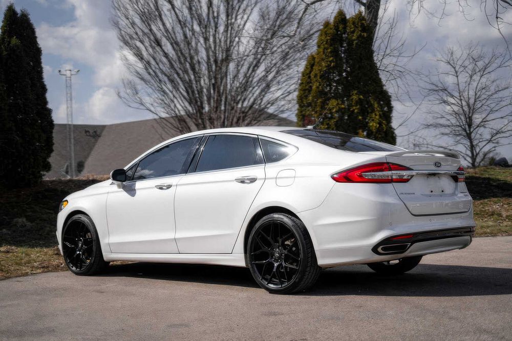 Ford Fusion Titanium      2018