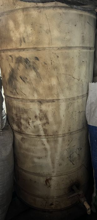 Металева бочка на 300 л