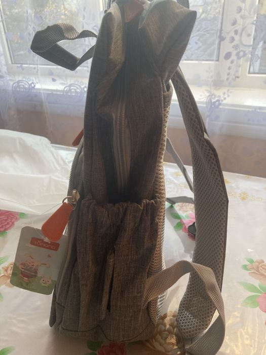 Рюкзак для молодих мам
