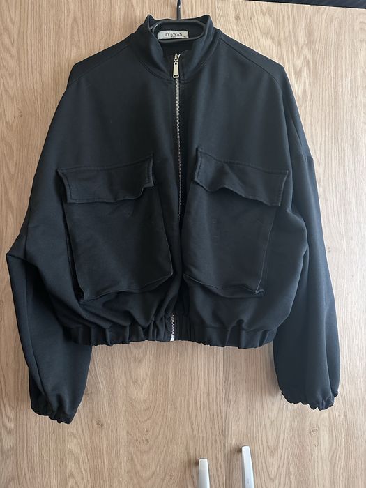 Bluza z duzymi kieszeniami