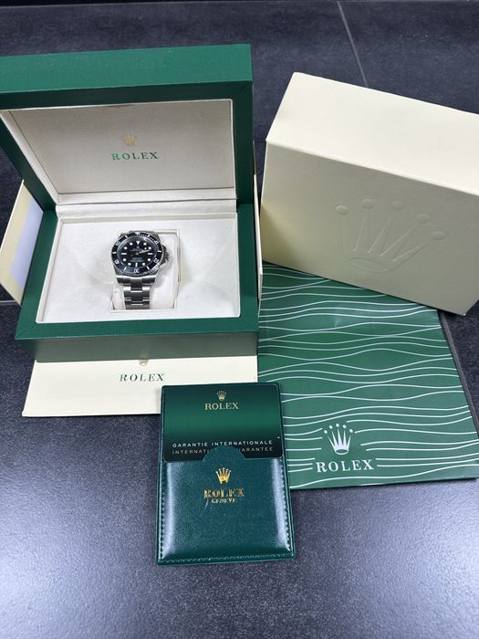 Rolex Submariner Date