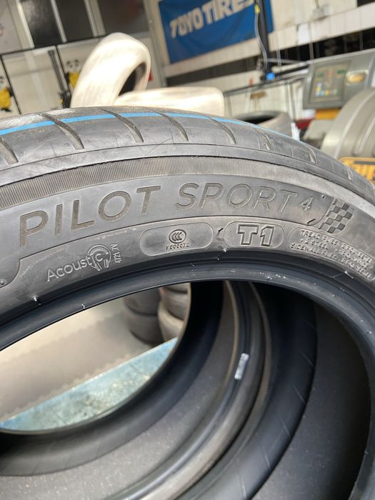Pneus 235 / 45 R 18 Michelin Pilot Sport 4 T1