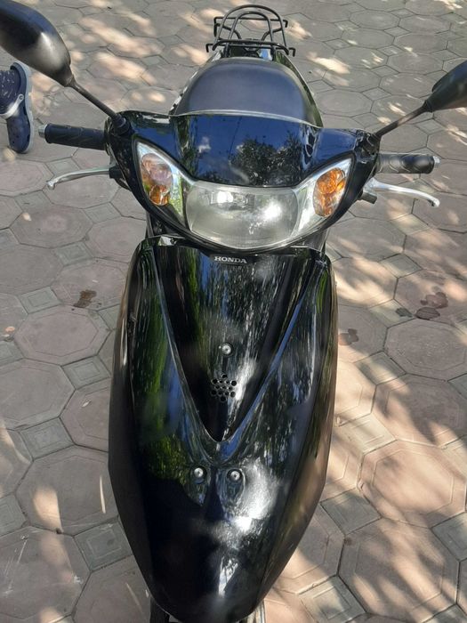 Honda Dio AF 68.