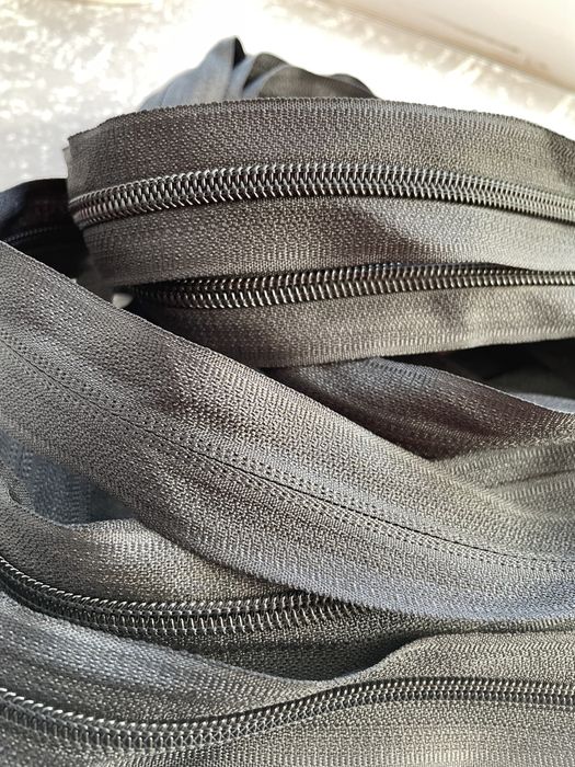 Змейка молния на отрез и рулонами рулонка бесконечка