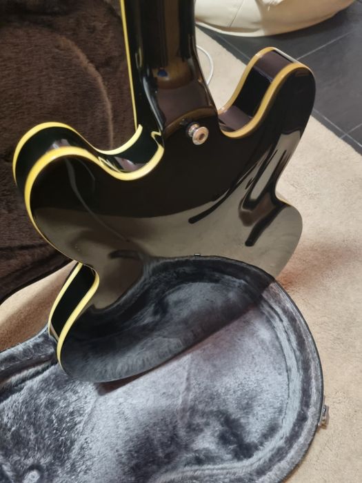 Epiphone Sheraton Pro II com hard case