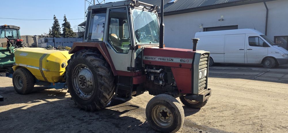 Massey Ferguson 690