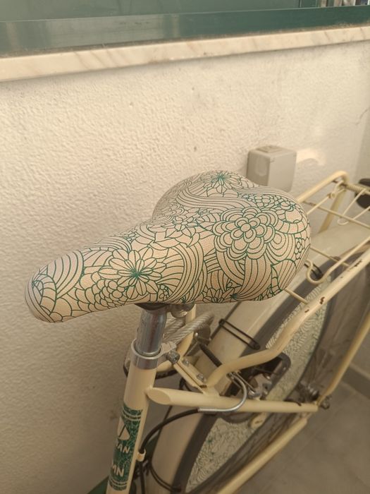 Bicicleta tipo Pasteleira Berg