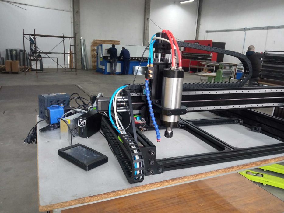 CNC 2.2Kw Guias Lineares