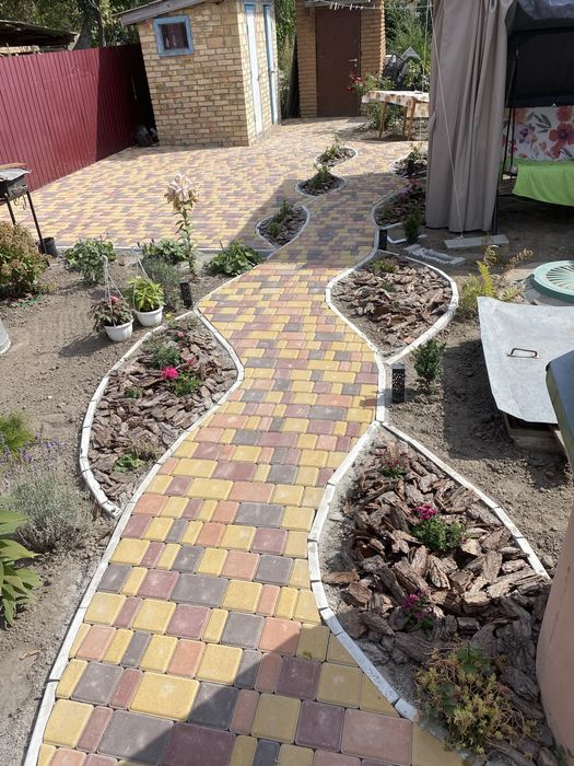 Укладка тротуарної плитки