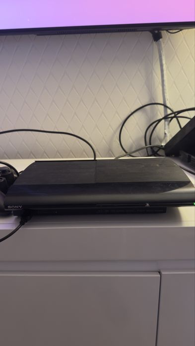 PS3 slim mało używana