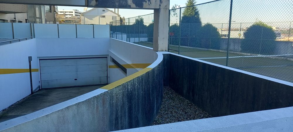 Lugar Garagem ao Luso Francês