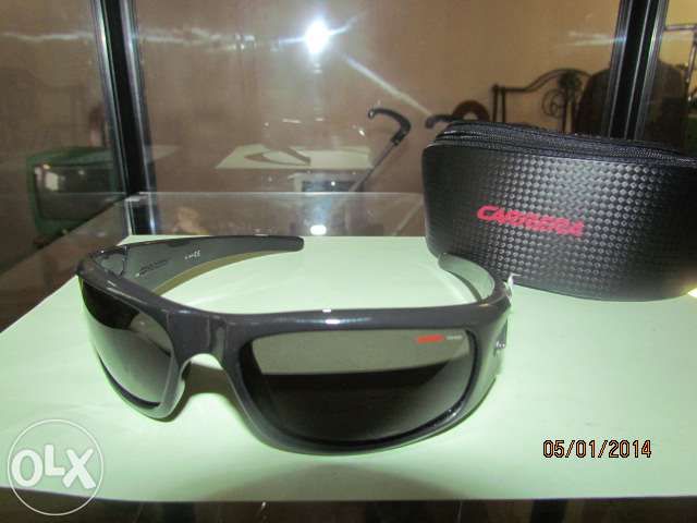 Oculos carrera  , como novo