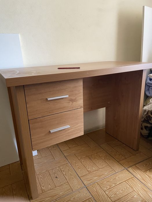 Secretaria de estudo em carvalho