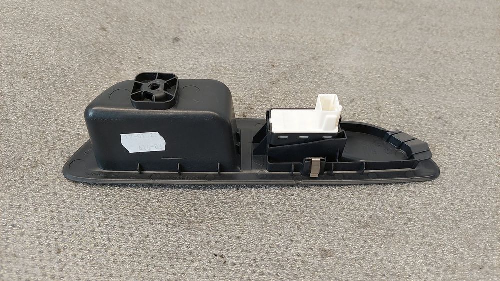 Comando / botão / interruptor vidros trás esquerdo CITROËN C4 III