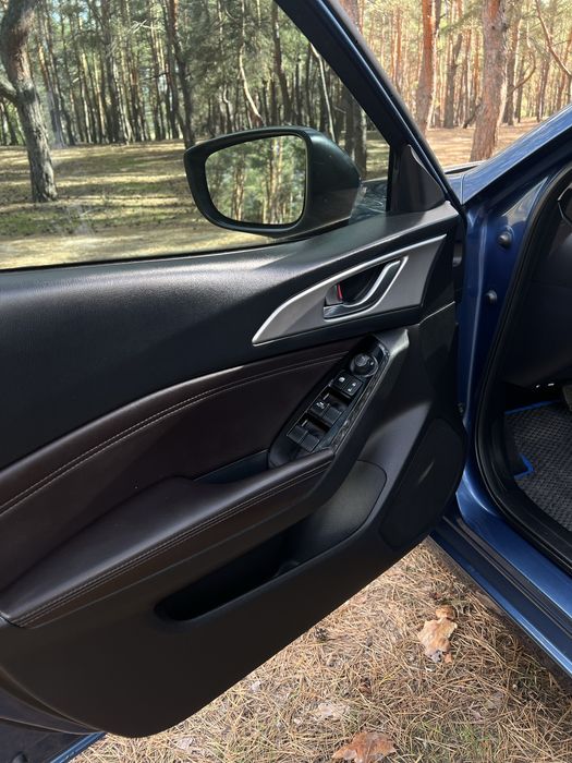 Продам Мазду3 FL Touring