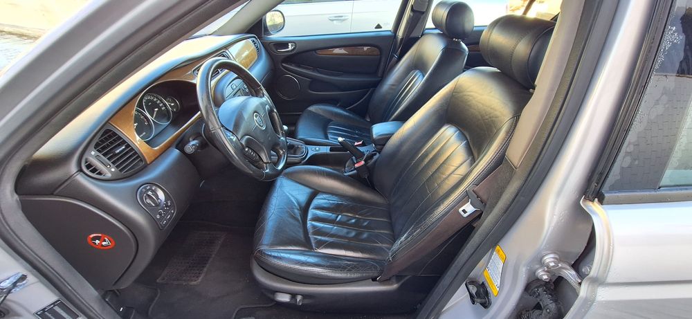 Jaguar x type 2.5 v6 200cv