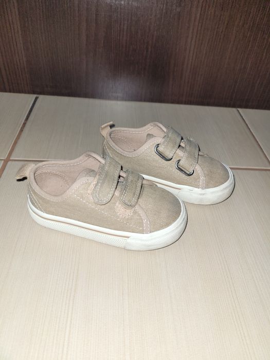 Buty trampki roz 22