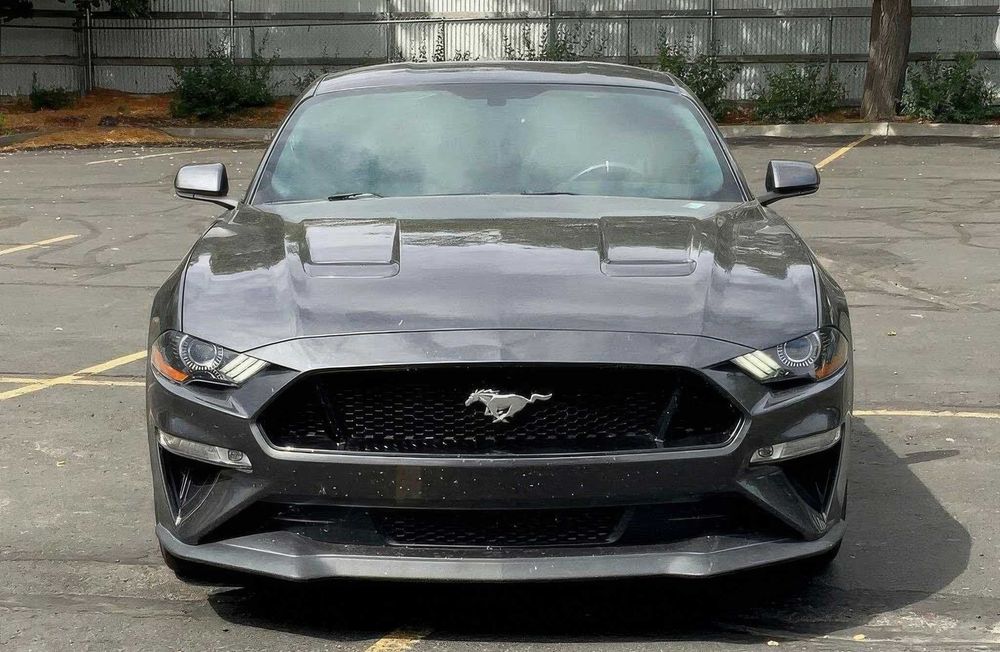 Ford Mustang GT Premium Coupe      2019