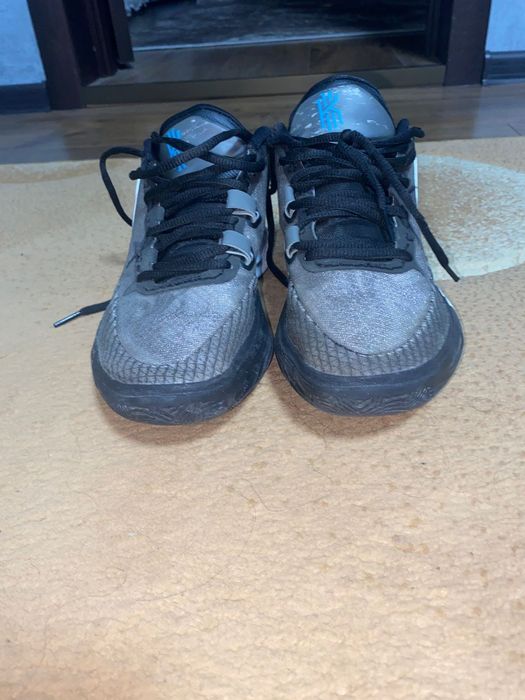 Кросовки Nike Kyrie 8 (або Kyrie Infinity) р 40.5