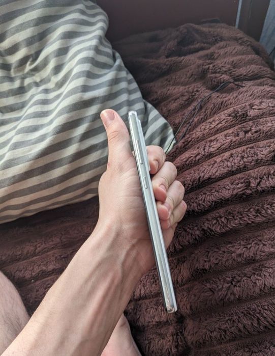 Samsung Galaxy A52.
