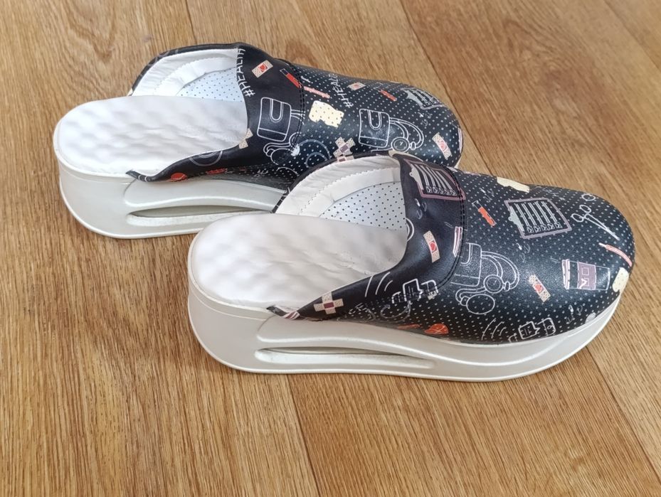 Взуття медичне жіноче сабо Health black з підошвою AirMax
Артикул: 352-321-826