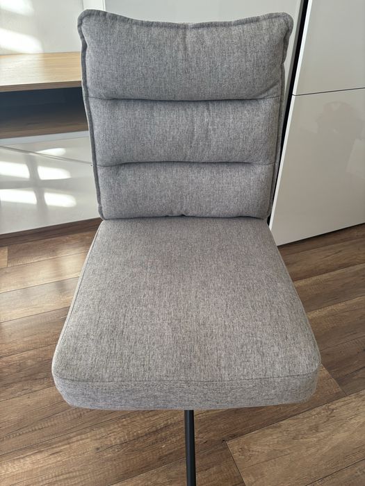 Fotel obrotowy NOWY biurowy