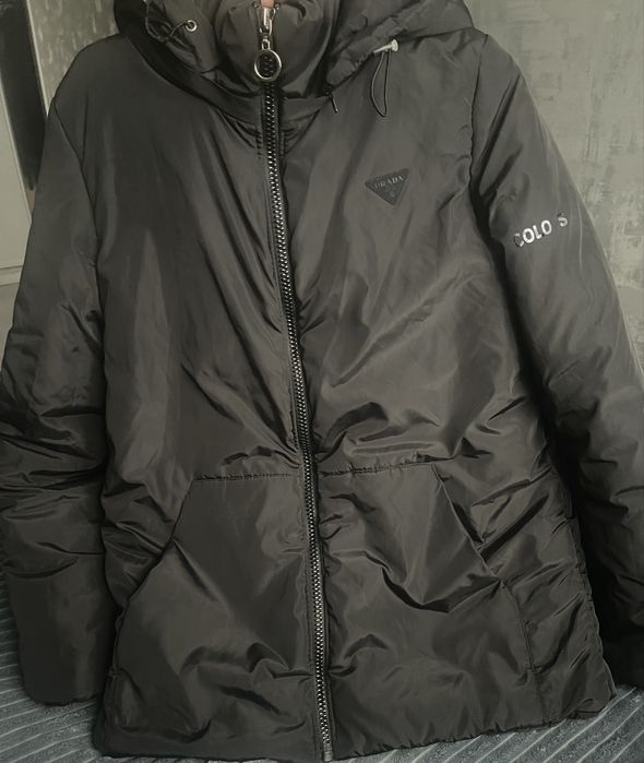 Жіноча зимова куртка