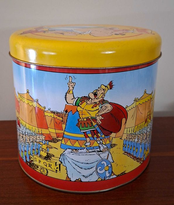 Caixa metálica Asterix