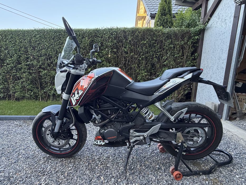 Sprzedam KTM Duke 125 2012r.