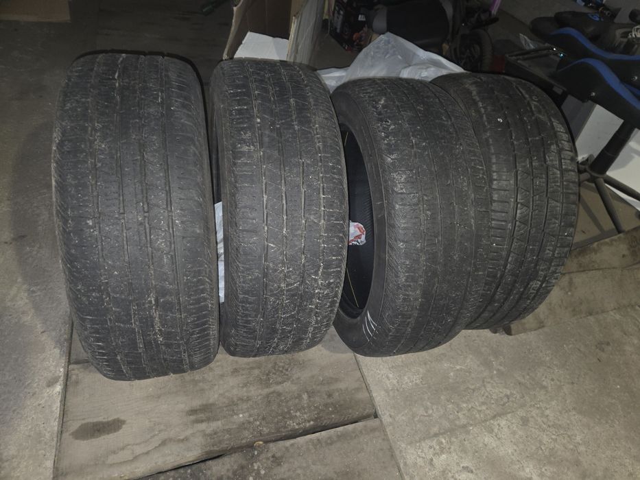 Резина R19 235/55 Continental