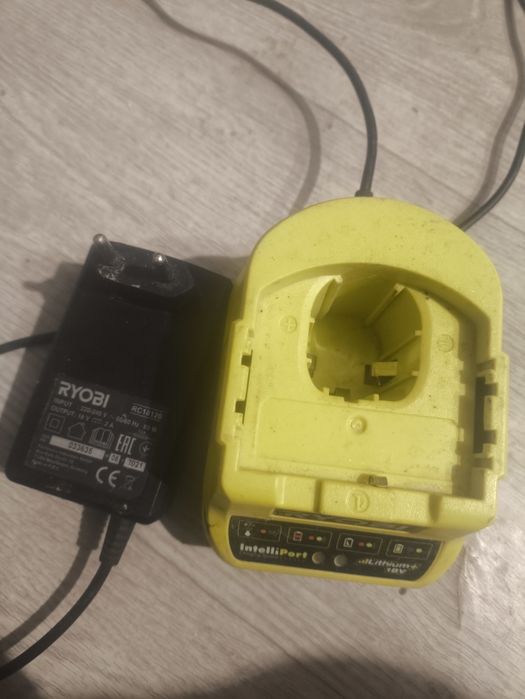 Зарядка для акумуляторів ryobi