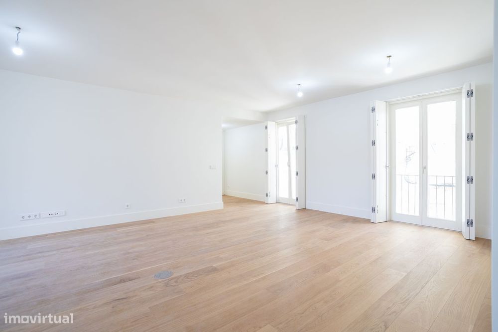 Apartamento T3 De Luxo, A 3 Minutos Da Av. Da Liberdade