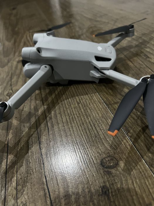 Dron dji3 pro jak nowy