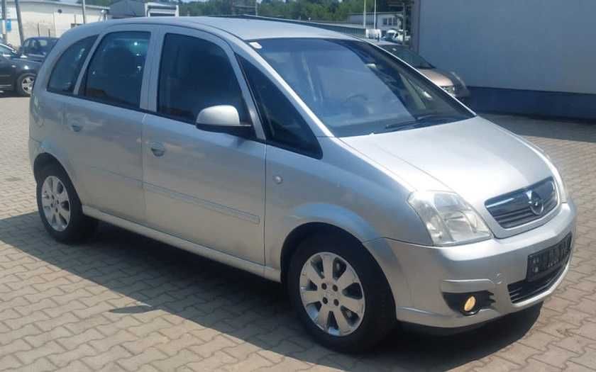 Fajna Meriva KLIMA Automat !