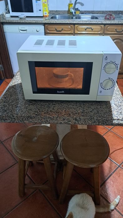 Vendo microonda com novo