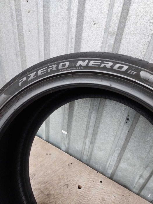 Резина Шини 225 40 R18 Pirelli Pzero Nero