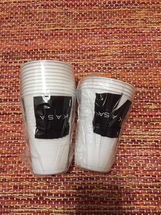 Pratos/copos descartáveis